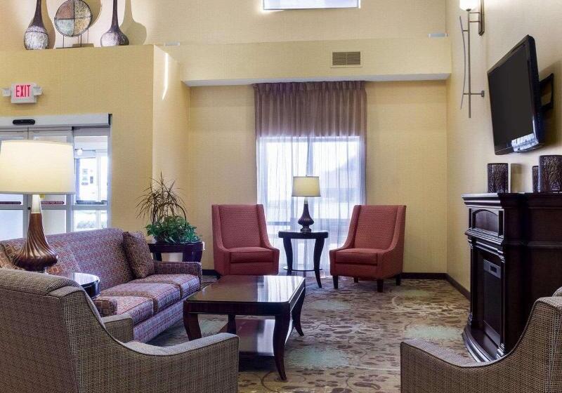 هتل Comfort Suites Conference Center Rapid City