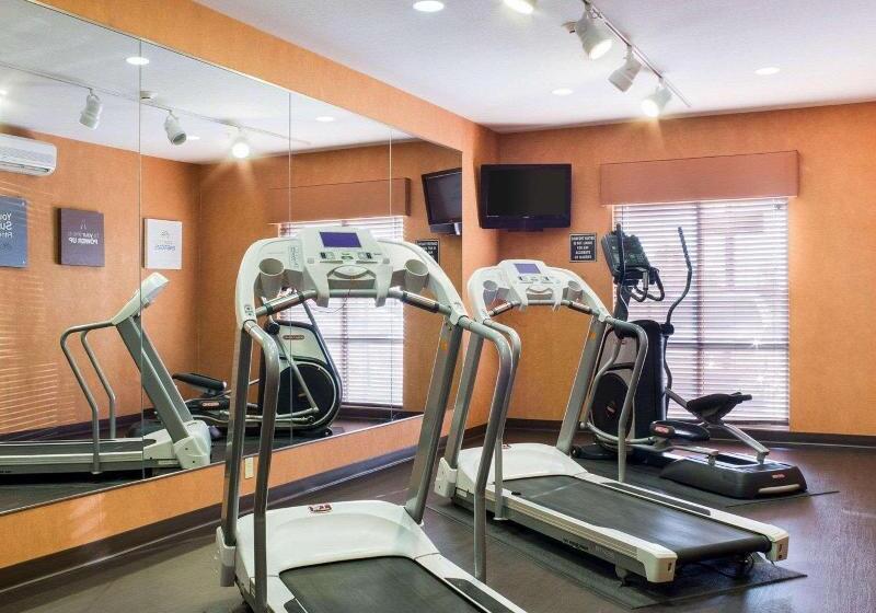 호텔 Comfort Suites Conference Center Rapid City