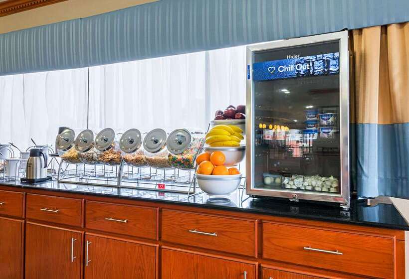 هتل Comfort Suites Lake Charles