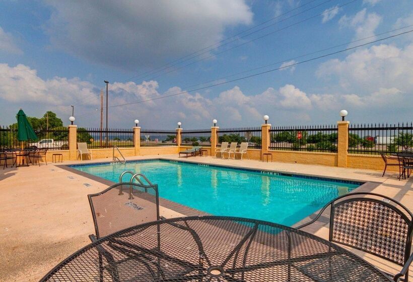 ホテル Comfort Suites Lake Ray Hubbard