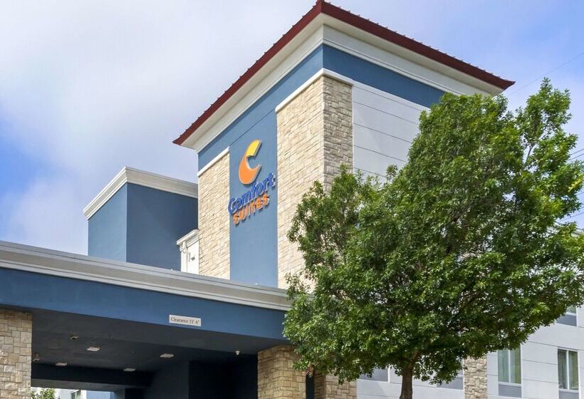 فندق Comfort Suites Medical Center Near Six Flags