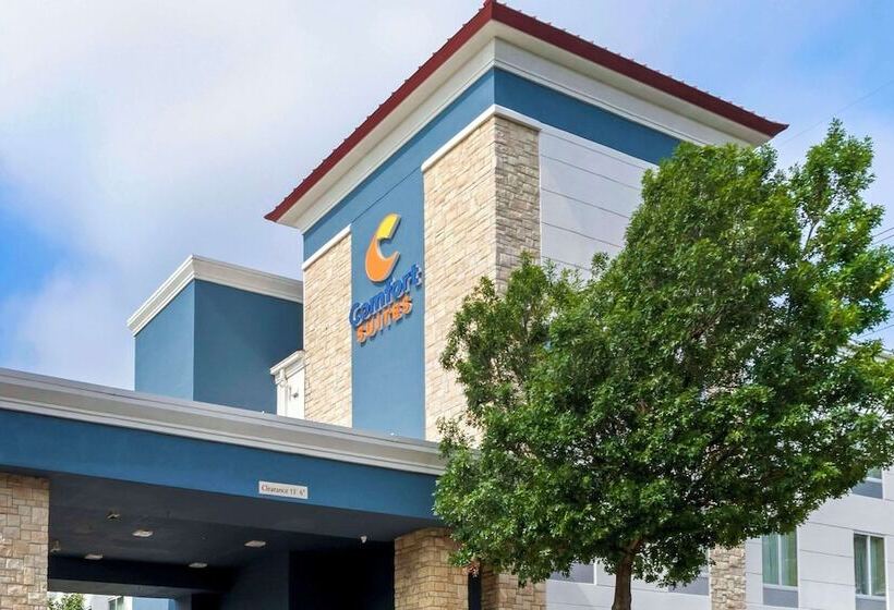 فندق Comfort Suites Medical Center Near Six Flags