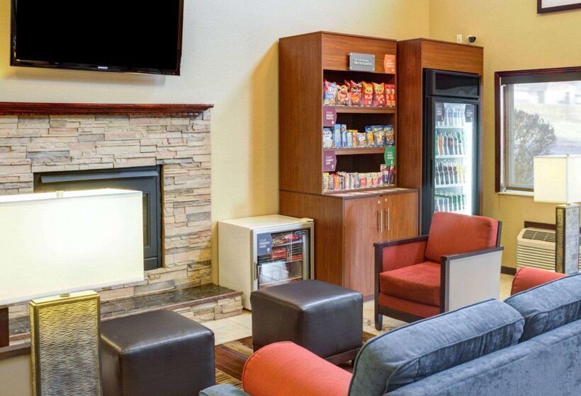 호텔 Comfort Suites