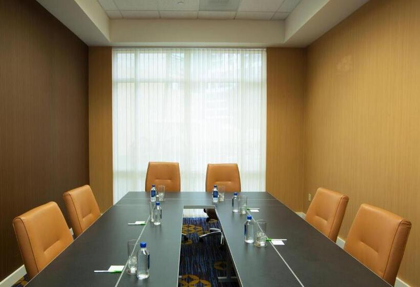 فندق Courtyard Miami Dadeland