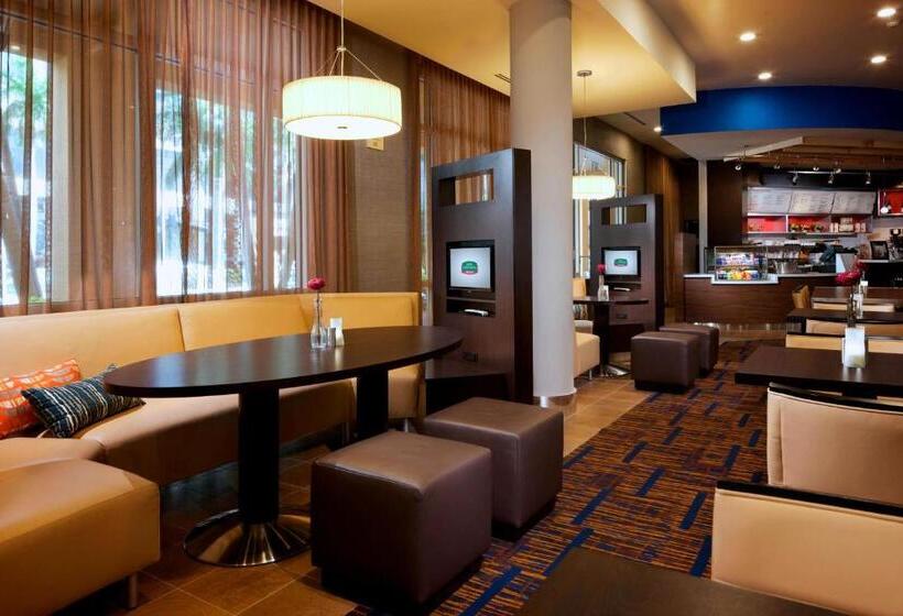 فندق Courtyard Miami Dadeland