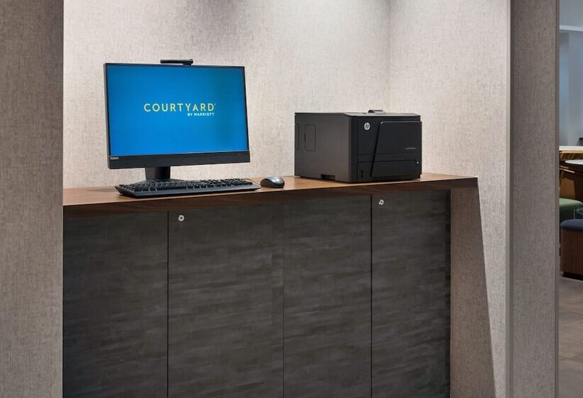 ホテル Courtyard By Marriott New Orleans Metairie