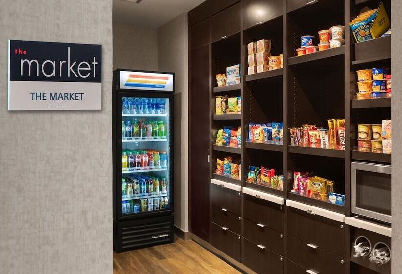 ホテル Courtyard By Marriott New Orleans Metairie