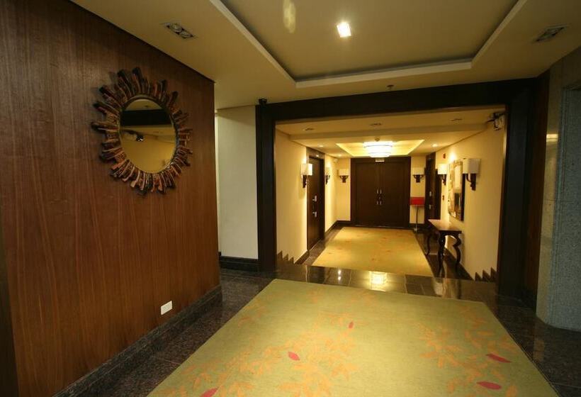 Crown Regency Hotel Makati