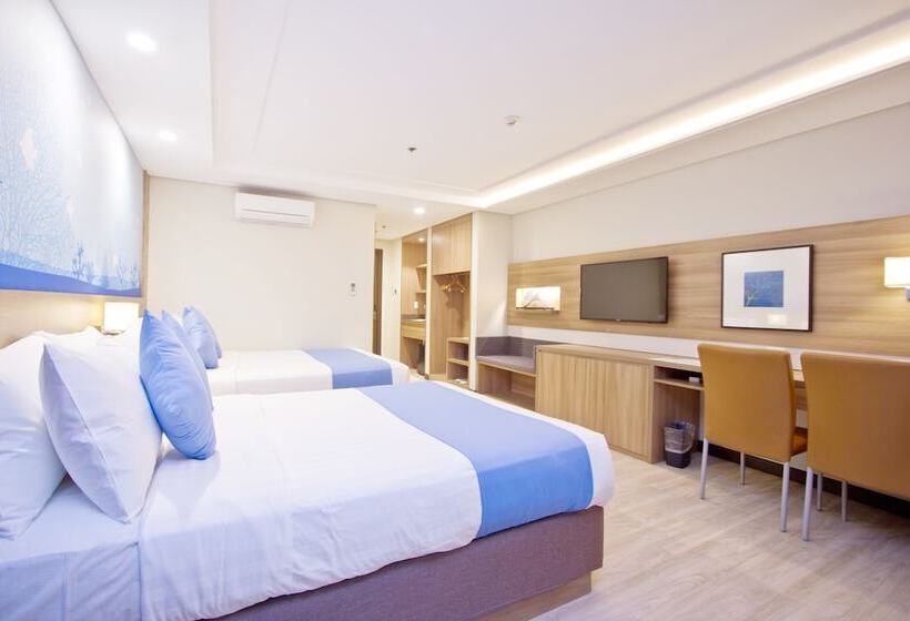 Crown Regency Hotel Makati