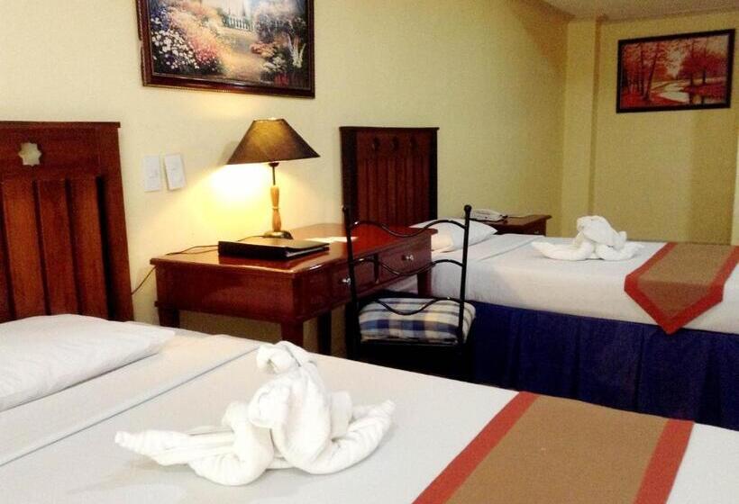 هتل Crown Regency Residences Davao