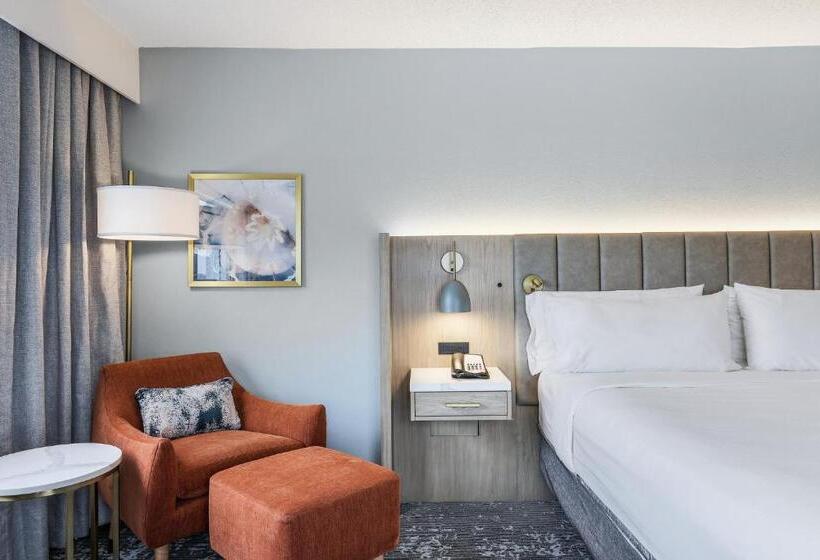 Отель Crowne Plaza Ft Myers Gulf Coast, An Ihg