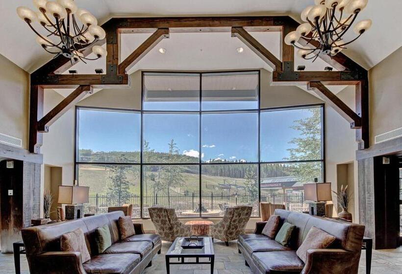 هتل Crystal Peak Lodge By Vail Resorts