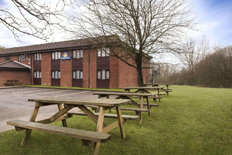 호텔 Days Inn Bridgend Cardiff