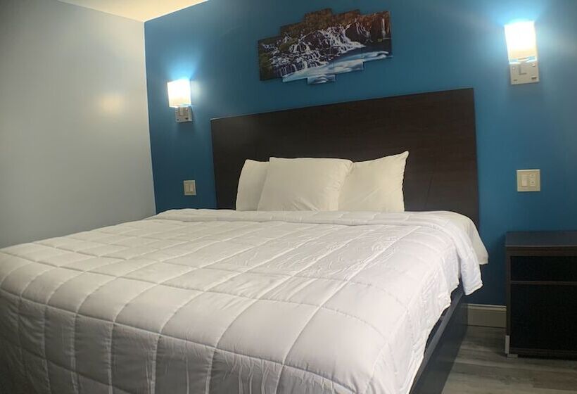 ホテル East New York Inn