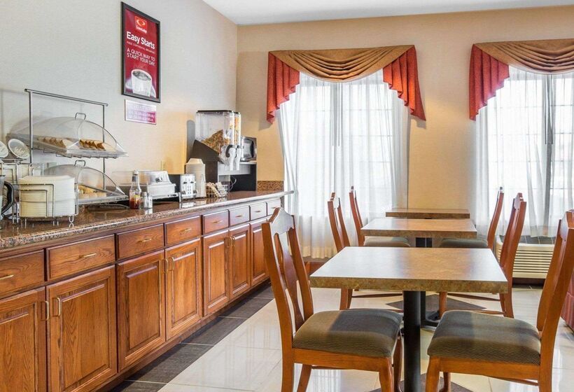 בית מלון כפרי Econo Lodge