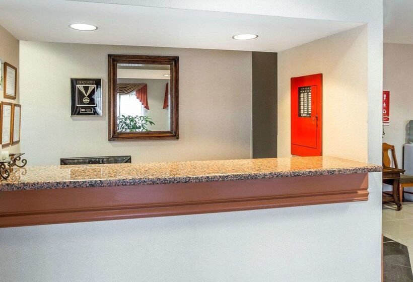 ホテル Econo Lodge