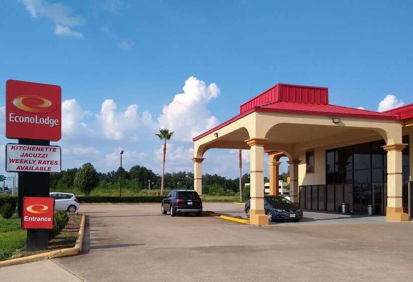 בית מלון כפרי Econo Lodge Inn & Suites West  Energy Corridor