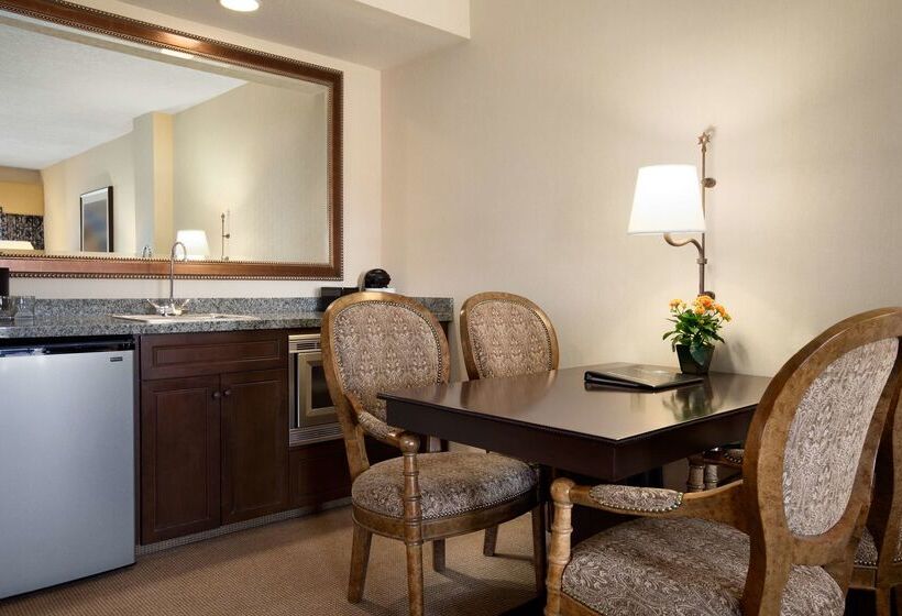 Embassy Suites La Quinta Hotel & Spa