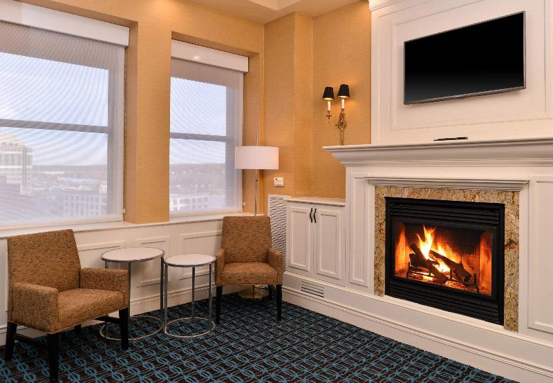 호텔 Fairfield Inn & Suites By Marriott Albany Downtown