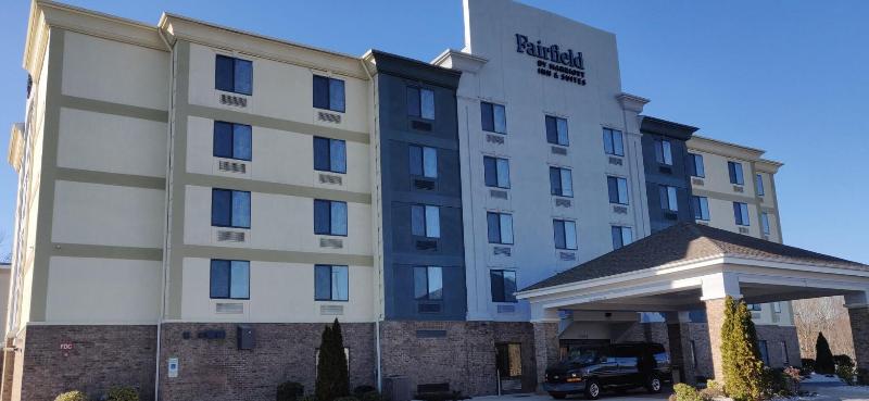 ホテル Fairfield By Marriott Inn & Suites Greensboro Coliseum Area