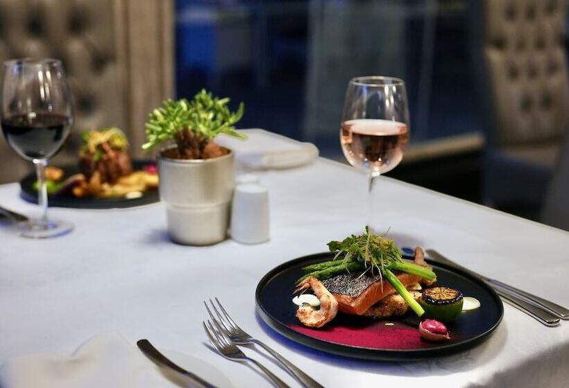 Fairlawns Boutique Hotel & Spa