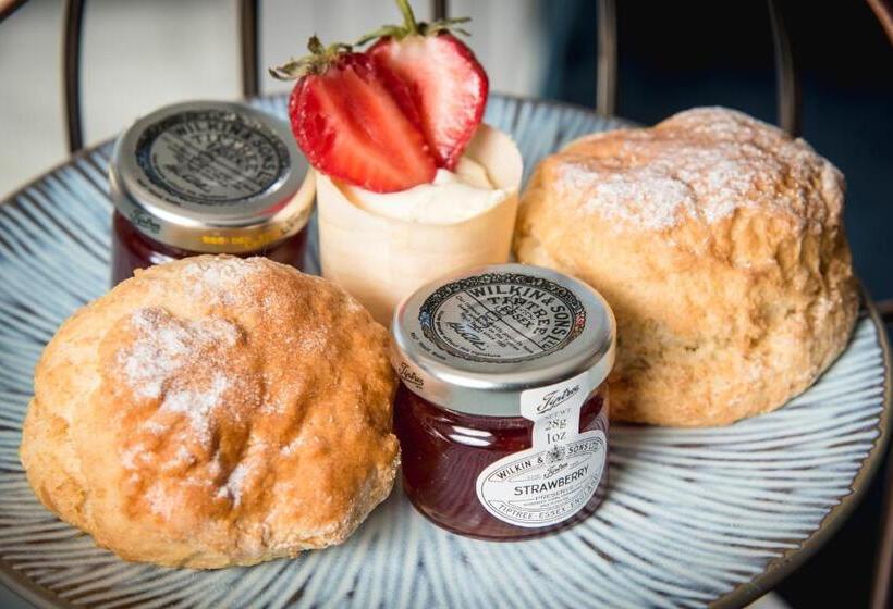 فندق Formby Hall Golf Resort & Spa