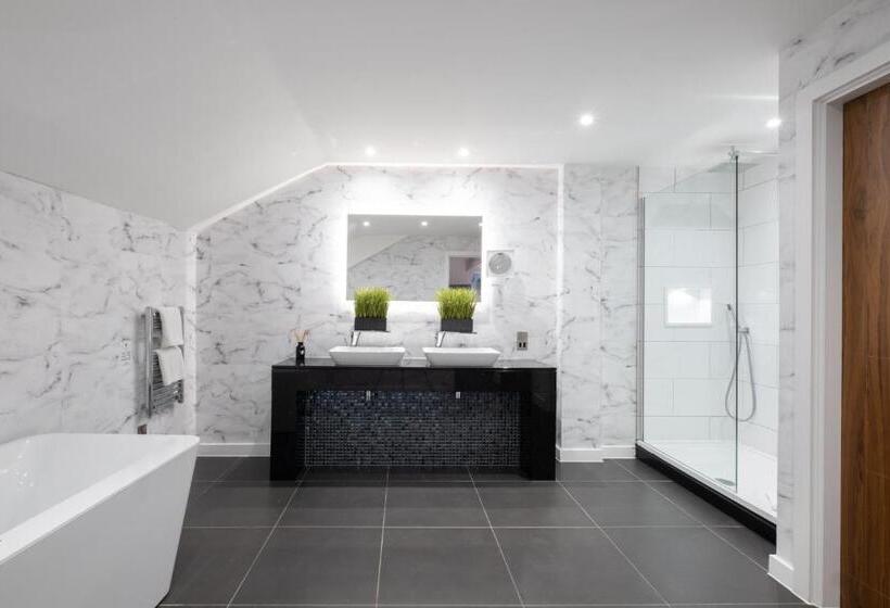 فندق Formby Hall Golf Resort & Spa