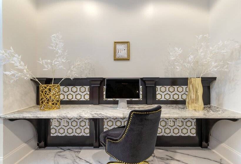 فندق Gibbs Downtown Riverwalk