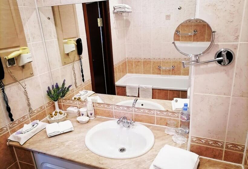 בית מלון כפרי Gulf Stream