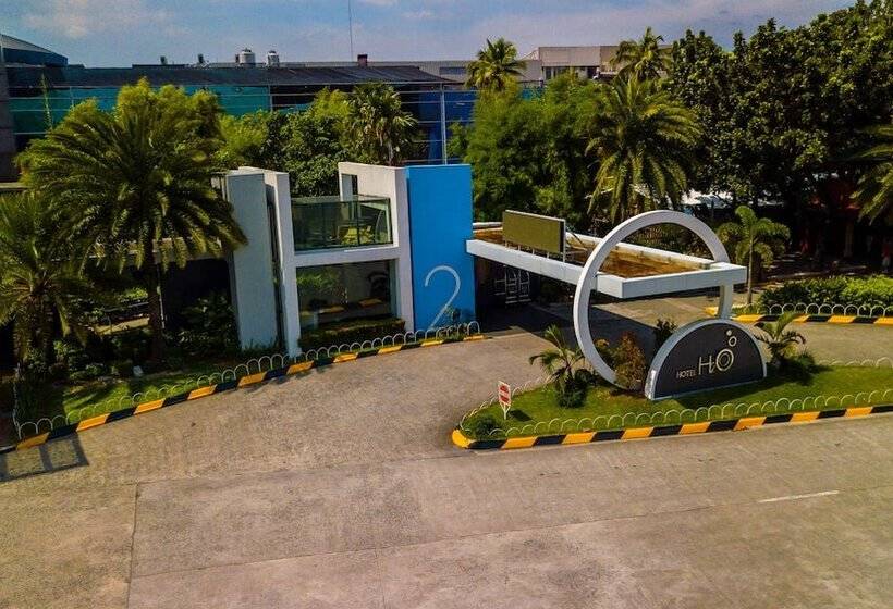 هتل H2o