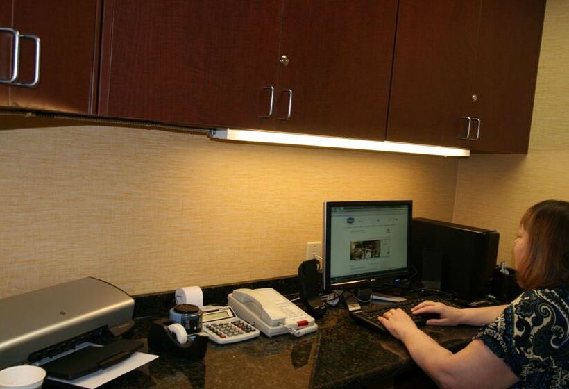 호텔 Hampton Inn Brentwood