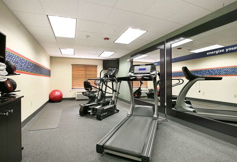 호텔 Hampton Inn Brentwood