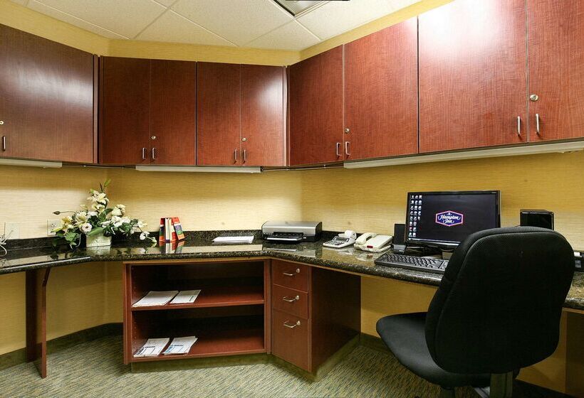 호텔 Hampton Inn Brentwood