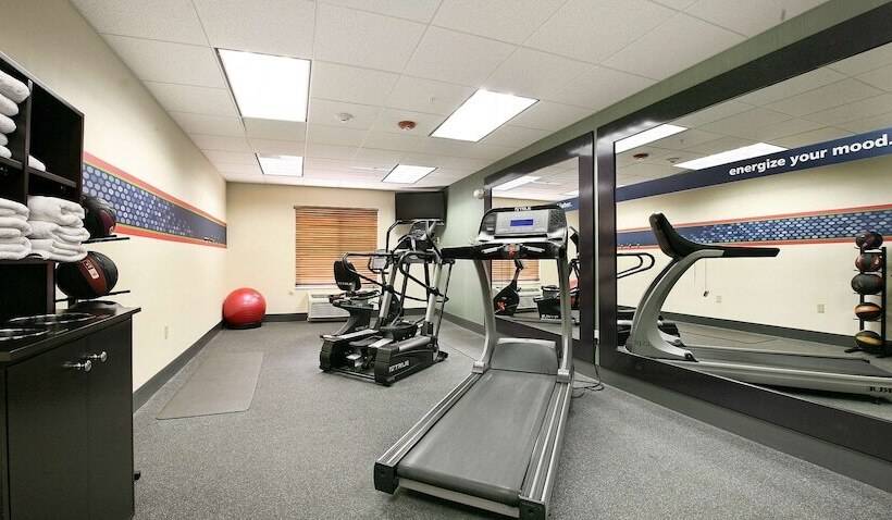 호텔 Hampton Inn Brentwood