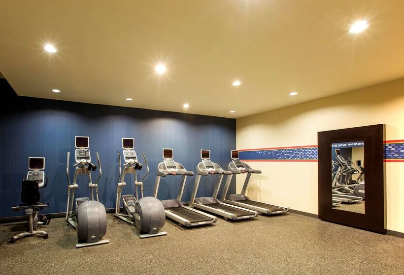 호텔 Hampton Inn New York Laguardia Airport