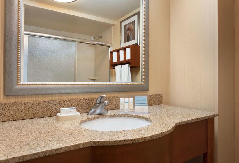 호텔 Hampton Inn New York Laguardia Airport