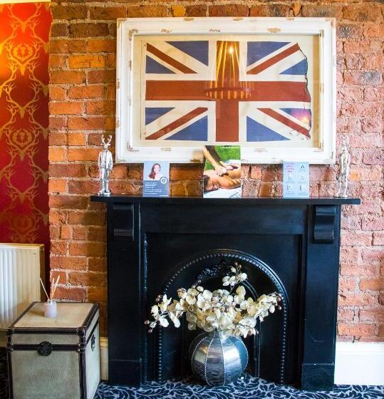 Hedley House Hotel & Apartments