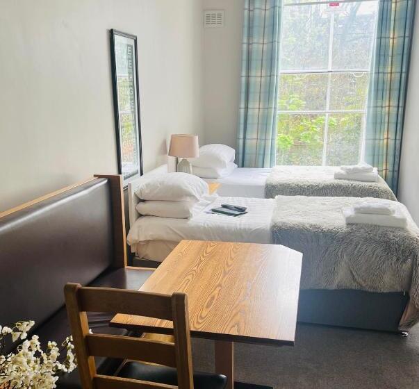 Hedley House Hotel & Apartments