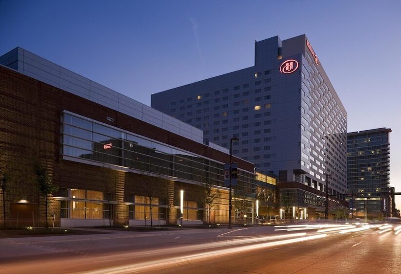 هتل Hilton Baltimore Inner Harbor