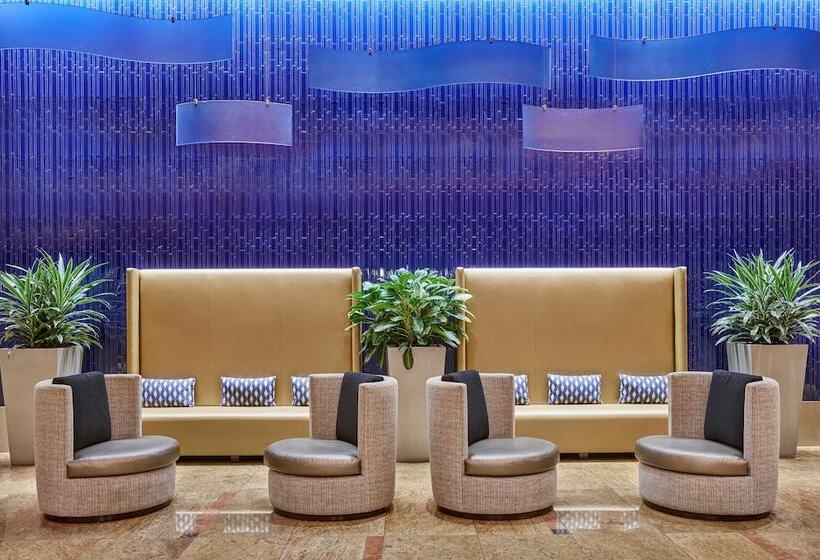 هتل Hilton Baltimore Inner Harbor