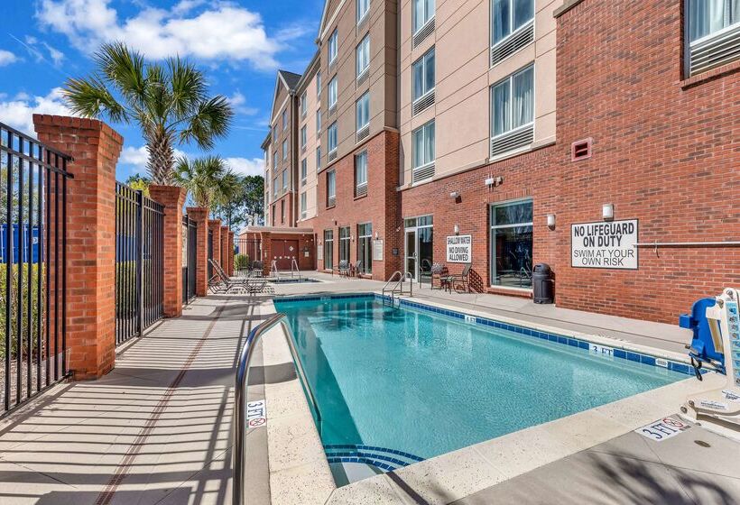 هتل Hilton Garden Inn Myrtle Beach/coastal Grand Mall