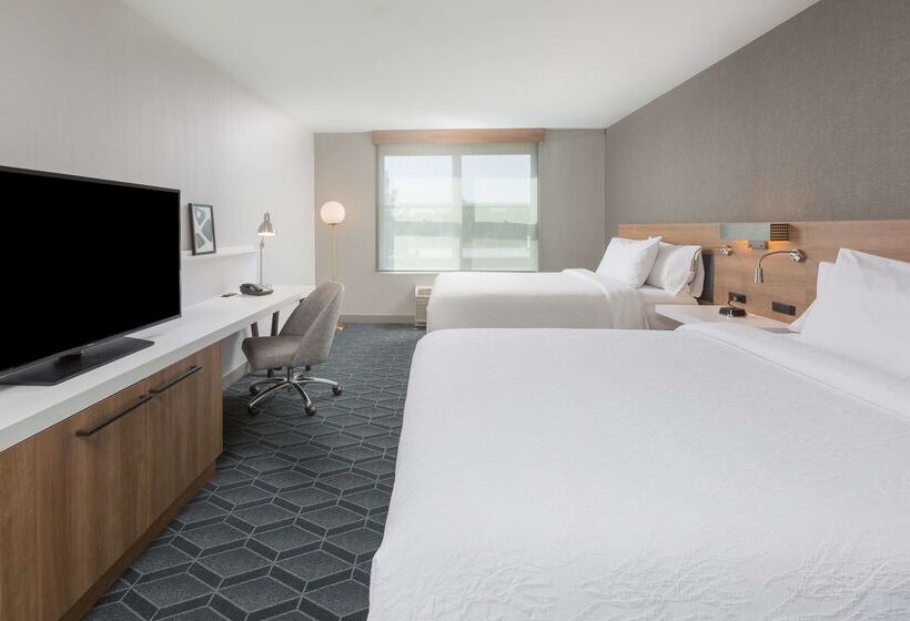 בית מלון כפרי Hilton Garden Inn Oakland / San Leandro