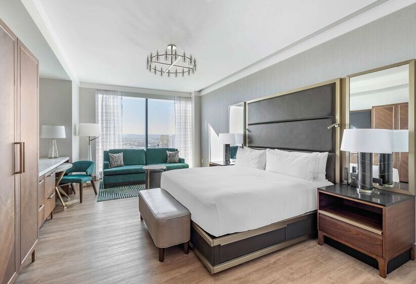 Отель Hilton Grand Vacations Club Elara Center Strip Las Vegas