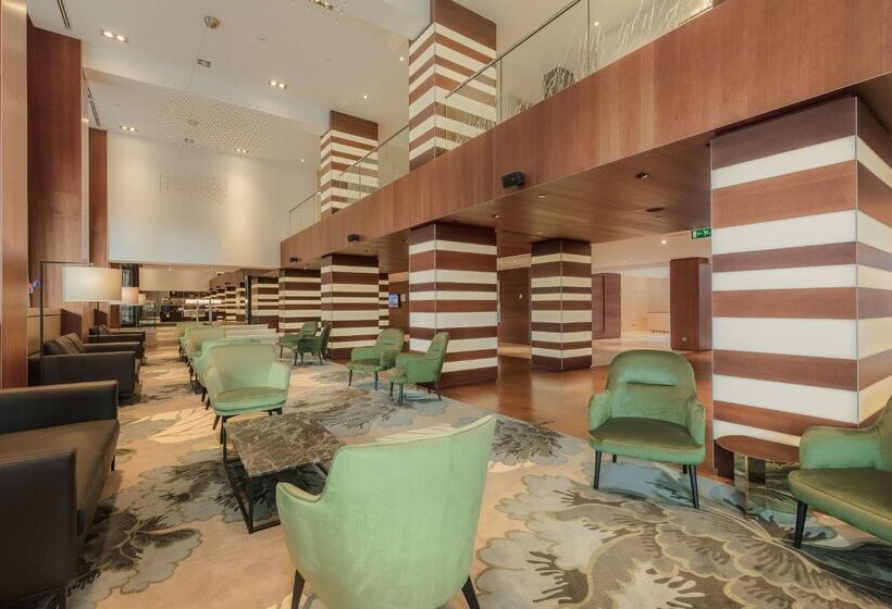 호텔 Hilton The Hague