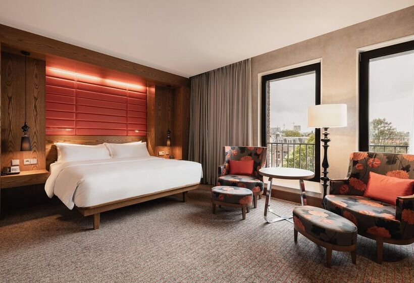 호텔 Hilton The Hague