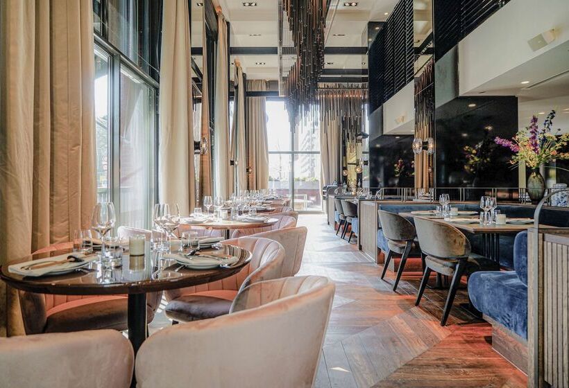 호텔 Hilton The Hague