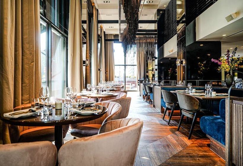 호텔 Hilton The Hague