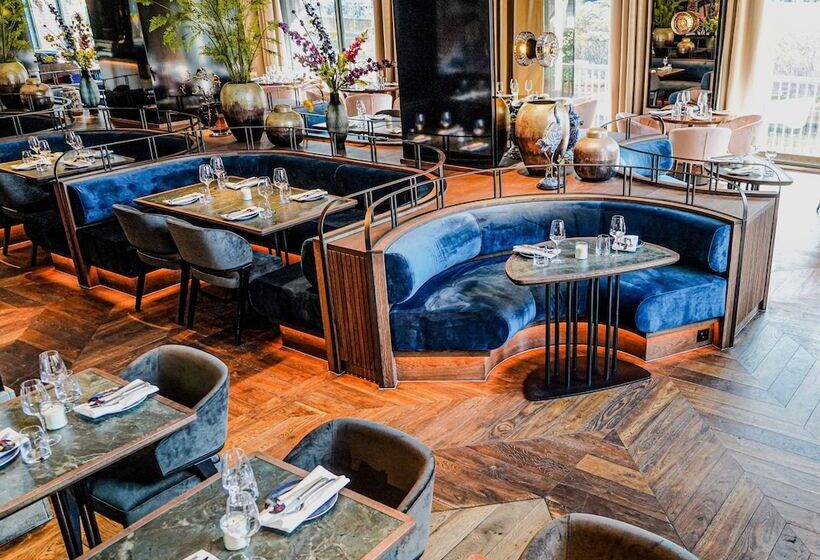 호텔 Hilton The Hague