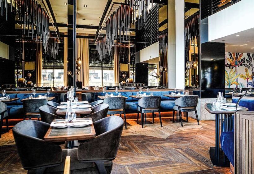 호텔 Hilton The Hague