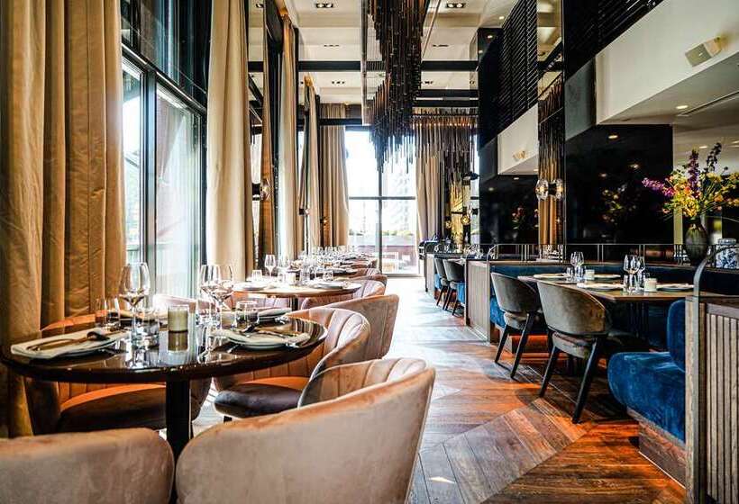 호텔 Hilton The Hague